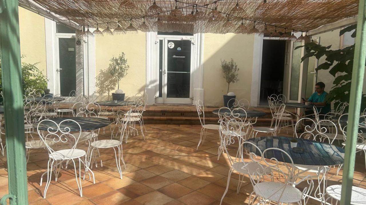 מלון Bollène Le Patio De Fabio מראה חיצוני תמונה