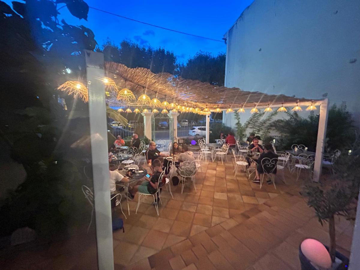 מלון Bollène Le Patio De Fabio מראה חיצוני תמונה