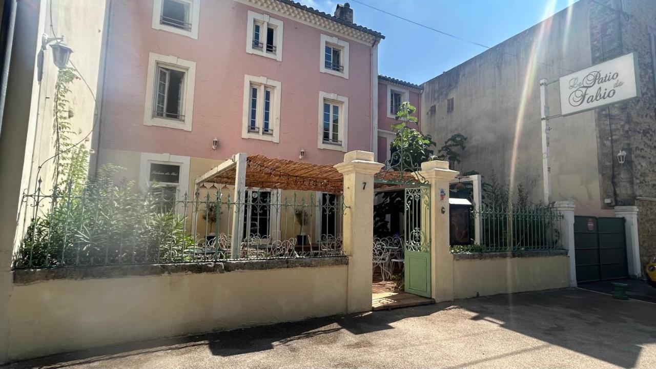 מלון Bollène Le Patio De Fabio מראה חיצוני תמונה