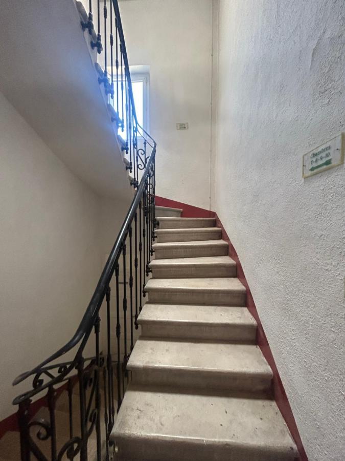 מלון Bollène Le Patio De Fabio מראה חיצוני תמונה